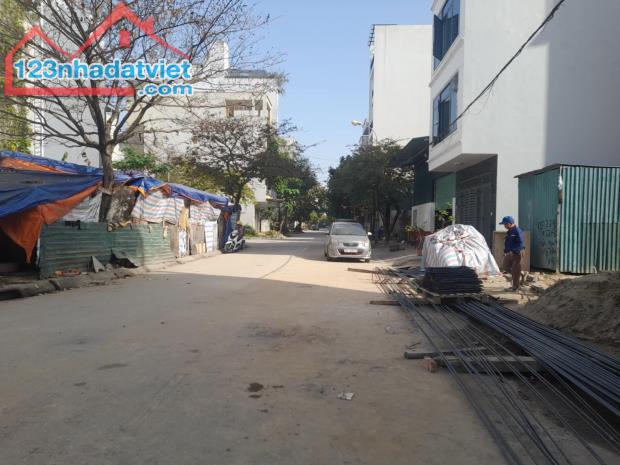 ĐẤT ĐẤU GIÁ ĐỒNG MAI LÔ GÓC ĐƯỜNG THÔNG 2ÔTÔ TRÁNH - 1