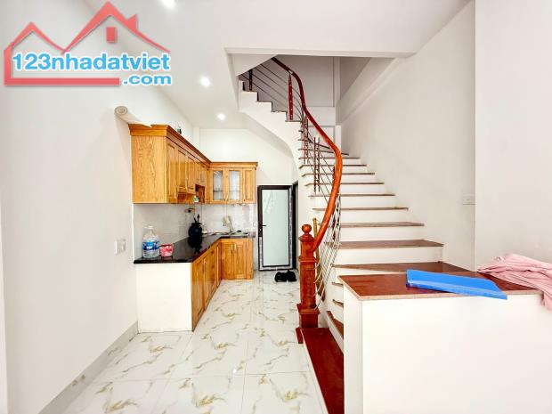 PHÚC LỢI – NHÀ ĐẸP MỚI TINH – OTO QUA CỬA – Ở NHƯ RESORT – 6,45 TỶ - 2