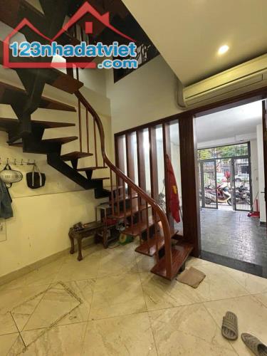 PHÂN LÔ VƯƠNG THỪA VŨ - OTO DT 45m2 5 tầng mặt tiền 3.3m Giá 15.6 tỷ - 4