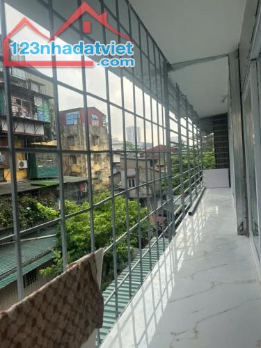 Nhỉnh 3 Tỷ - Nghĩa Tân - Vị trí đắc địa Cầu Giấy - Mặt phố Oto đỗ cửa - 2