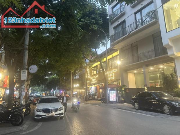 Bán tòa VP 9T THANG MÁY duy nhất Phố Phan Kế Bính, Ba Đình, 105m2, 84 tỷ