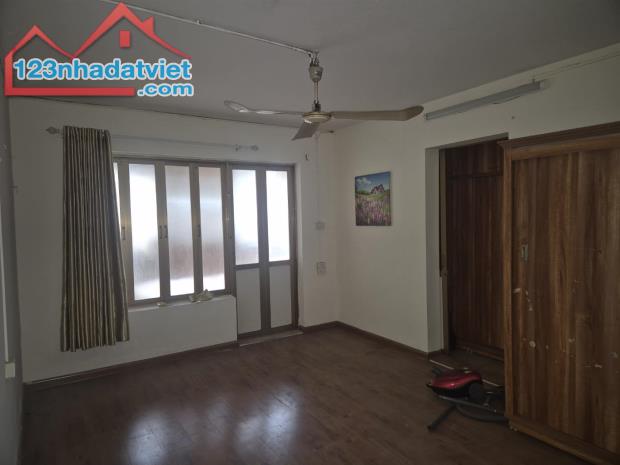 BÁN NHÀ VẠN PHÚC - 41M2 - LÔ GÓC - Ô TÔ ĐỖ - CHỈ QUANH 6 TỶ - 2