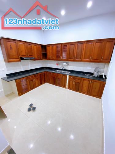 Siêu Phẩm Thanh Xuân-52m2x6T-4 Chỗ Lùi Tận Cửa-Chỉ nhỉnh 8 tỷ. - 2