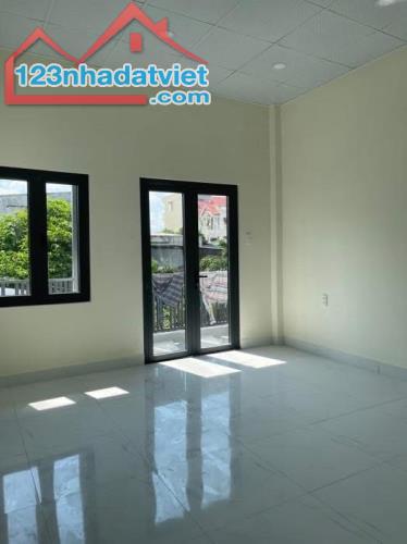 NHÀ PHỐ PHÂN LÔ VIP – HIỆP BÌNH PHƯỚC, THỦ ĐỨC 📍 Vị trí siêu đẹp – KDC Hồng Long, Đường s - 1