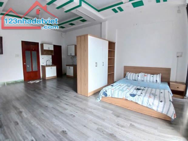 Chính chủ cho thuê penthouse 40m2 view cực chill full nội thất - 1