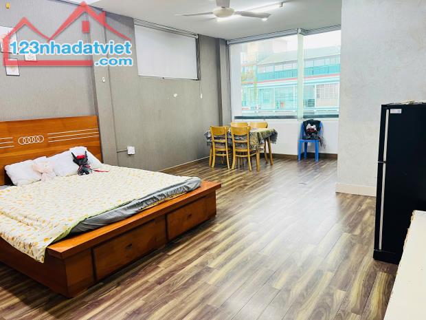 Chính chủ cho thuê penthouse 40m2 view cực chill full nội thất - 4