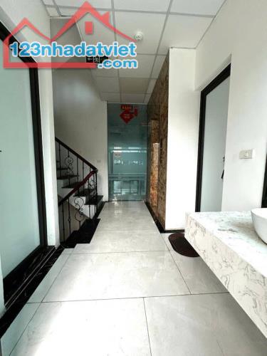 Bán Nhà Trung Kính. Cầu Giấy. Thang Máy. Ô Tô. Vỉa Hè. DT 98m2. MT 5,7m. Giá 48,4 Tỷ. - 2