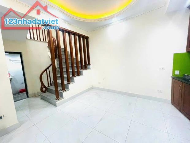 Siêu Hiếm Thái Thịnh Đống Đa. 51m2 x 2 Tầng, Mặt Tiền 8.5m. Giá 7.90 Tỷ