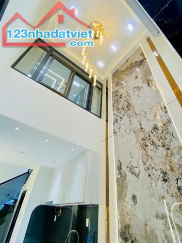 NHÀ QUẬN 3 - VỊ TRÍ ĐẸP, HẺM 4M THÔNG - 3PN, SỔ HỒNG RIÊNG - CHỈ 5.7 TỶ - 2