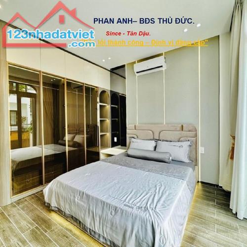 🔥 [ Bán Gấp ] Nhà Phố Nguyễn Thị Định , Quận 2 _ Đường 2 Chiều Mở Rộng 30 M_ Giảm Sốc 900