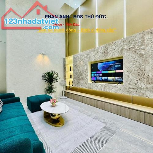🔥 [ Bán Gấp ] Nhà Phố Nguyễn Thị Định , Quận 2 _ Đường 2 Chiều Mở Rộng 30 M_ Giảm Sốc 900 - 1