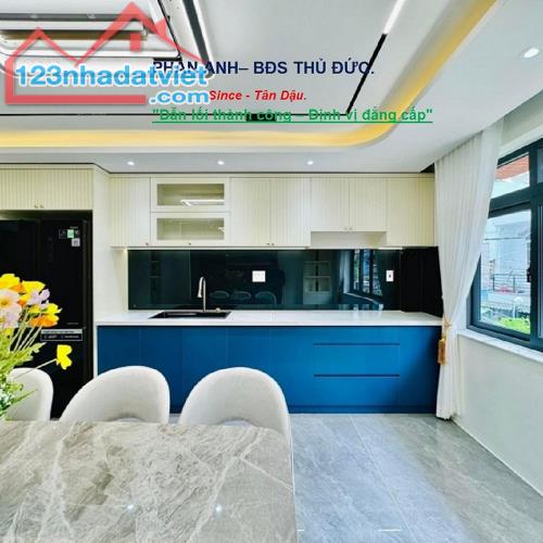 🔥 [ Bán Gấp ] Nhà Phố Nguyễn Thị Định , Quận 2 _ Đường 2 Chiều Mở Rộng 30 M_ Giảm Sốc 900 - 2