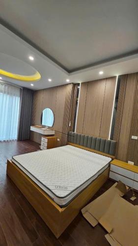 NHÀ ĐẸP - GIÁ TỐT - Vị Trí Đắc Địa Tại Phố Ngô Xuân Quảng, Huyện Gia Lâm, Thành phố Hà Nội - 2