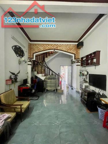 BÁN NHÀ MTKD PHAN VĂN HỚN, QUẬN 12 NGANG 4M NỞ HẬU 11M X 26M NHỈNH 13 TỶ TL