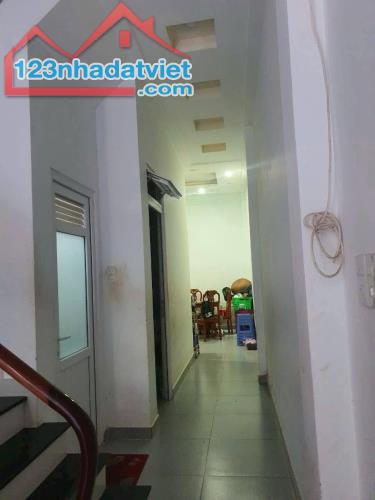 Cần Bán Gấp Nhà 3 tầng giá tốt KQH Trần Anh Tông, Đà Lạt 72m2 giá chỉ 6.5 tỷ - 2