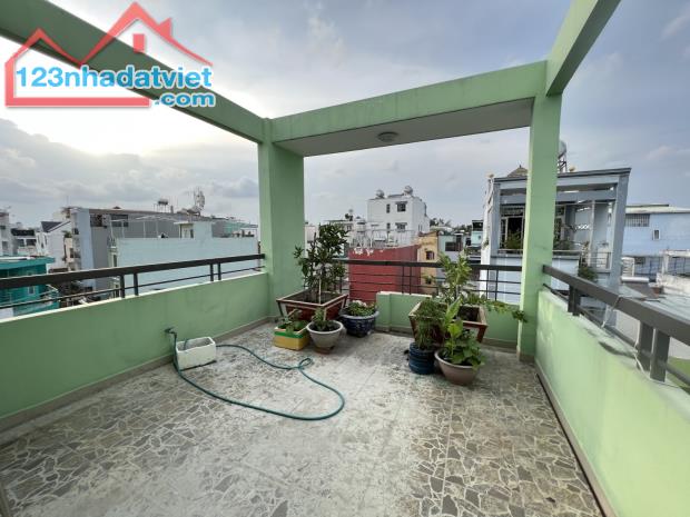 Bán gấp căn nhà đẹp nhất, hẻm thông Lê Trọng Tấn,5 tầng kiên cố, xe hơi đậu cửa, chỉ 6.x t - 2