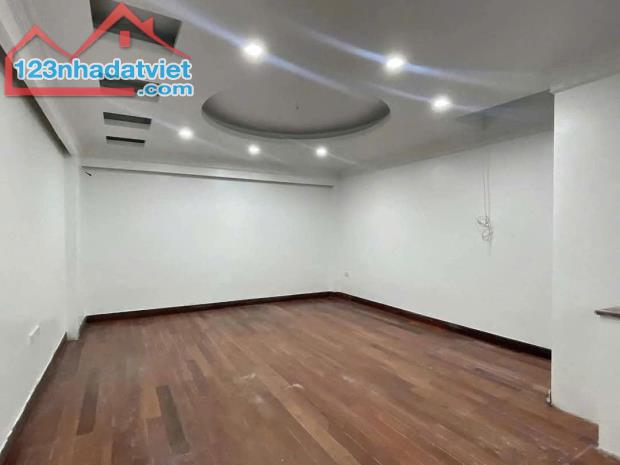 Chính chủ cần bán nhà riêng 5 tầng ngõ phố Thái Hà ôtô vào nhà SDCC - 3