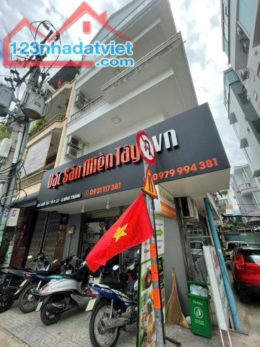 Bán nhà gốc 3 mặt tiền Ngô Tất Tố Bình Thạnh chỉ nhỉnh 28 tỷ - 3