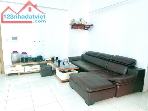 Chính chủ cần bán căn hộ góc 76m² view hồ, full nội thất tại KĐT Thanh Hà – giá tốt nhất t