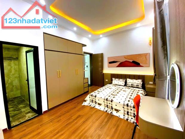 SIÊU PHẨM ĐỘI CẤN, BA ĐÌNH 43M2 5T -MT3,3M CHỈ 7.9 TỶ– 3 MẶT THOÁNG – LÔ GÓC - 2