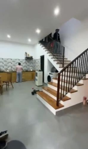 Bán nhà Hòa Minh Liên Chiểu, nhà 2 Tàng 2 PN 2 WC. Cách bến xe chỉ 200m