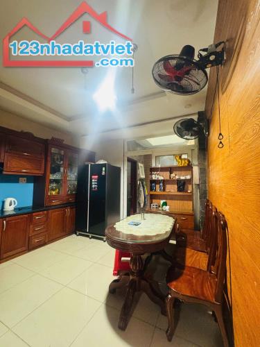 SIÊU PHẨM 4 TẦNG LÊ TRỌNG TẤN - HẺM XE TẢI 6M THÔNG TIỆN KD - 69M2 (4x17.2) - CHỈ 8 TỶ XÍU - 2