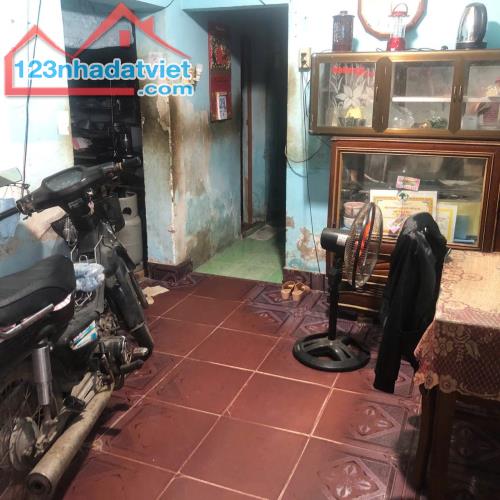 NHÀ 2 TẦNG HẺM MÁY NƯỚC 30M2, NGANG 4,6M,  GIÁ CHỈ 1 TỶ 550 - 2