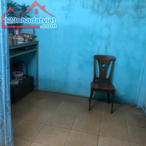 NHÀ 2 TẦNG HẺM MÁY NƯỚC 30M2, NGANG 4,6M,  GIÁ CHỈ 1 TỶ 550 - 3