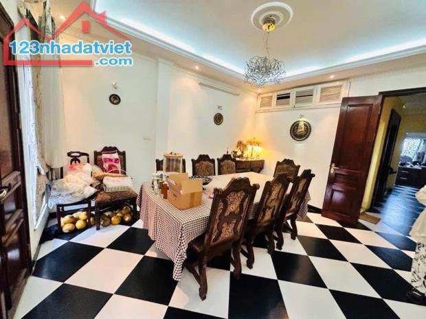 Bán nhà phân lô Nguyễn Chí Thanh, ô tô vào nhà, 6 tầng TM, nhà đẹp ở ngay chỉ 18.5 tỷ - 3