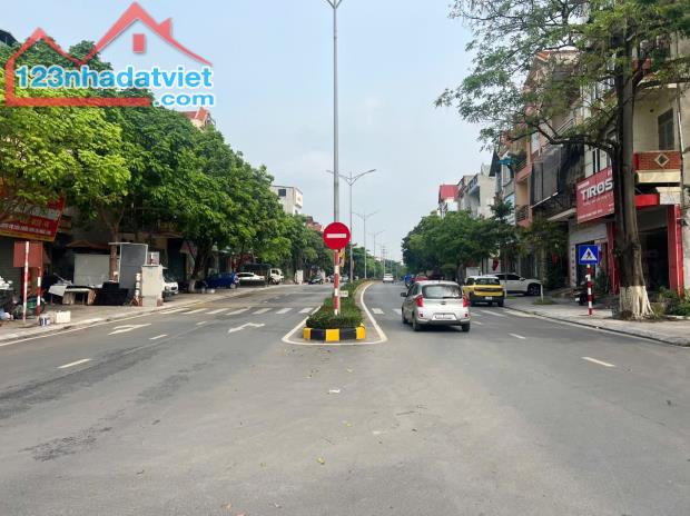 Bán đất kinh doanh 90m2 phố Đình Ấm, Khai Quang, Vĩnh Yên lh_0987673102