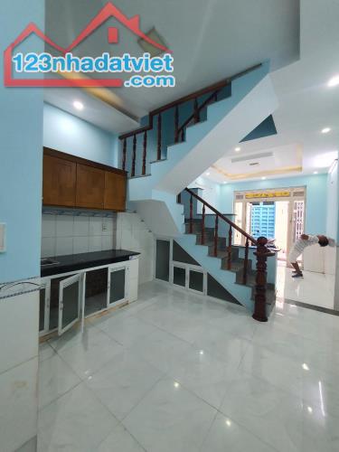 BÁN NHÀ 2 TẦNG - ĐƯỜNG 6 NGAY CHỢ BÌNH TRIỆU - 40M2 - HƠN 3 TỶ - NHÀ MỚI VÀO Ở NGAY - 1