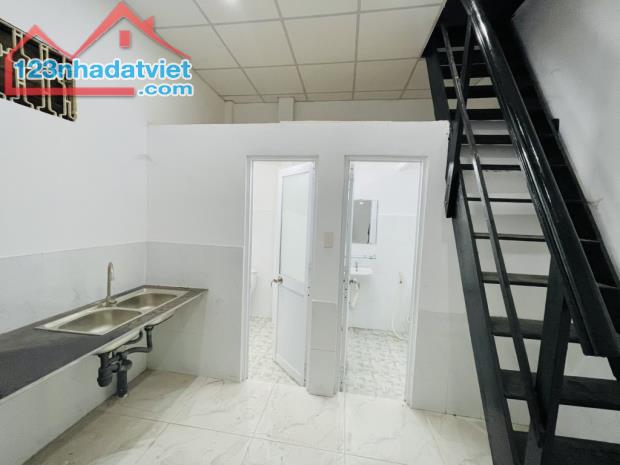 NHÀ BÁN - GẦN ST EMART2 PHAN HUY ÍCH & QUANG TRUNG - GẦN MẶT TIỀN - 49M² - 2 TẦNG NHỈNH 4 - 5