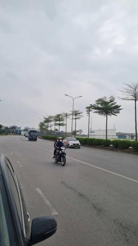 Bán tòa nhà căn hộ Dòng Tiền. Hậu Dưỡng, Kim Chung, Đông Anh 8 tầng, mặt tiền 8.2m