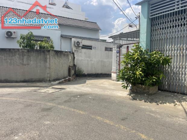 Bán nhà 1/ Giác Đạo  ,Trung chánh , Hóc Môn   DTx 100 m2 . Giá chỉ  3.8 tỷ (TL)