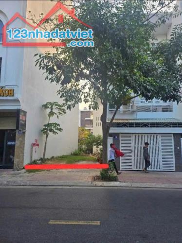 Bán đất mặt tiền Nguyễn Thị Minh Khai – Xây 7 tầng – Trung tâm P.8, Vũng Tàu!