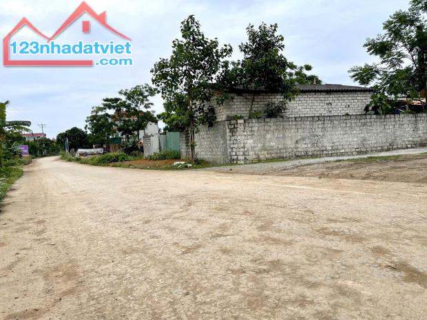 DT 73,7m thanh bình  CM bám QL6 đường 2 ô tô tránh nhau giá nhỉnh 2 tỷ - 3