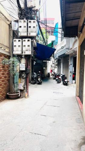 Bán nhà phố Trương Định – 42m – thang máy – nhà mới koong – 5 tầng - 8,89 tỷ - 2