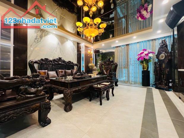 PHỐ SIÊU VIP - MẶT NGÕ THÔNG - BÁN NHÀ ÔNG ÍCH KHIÊM 40M2 - 4M MẶT TIỀN - Ô TÔ - HIẾM BÁN
