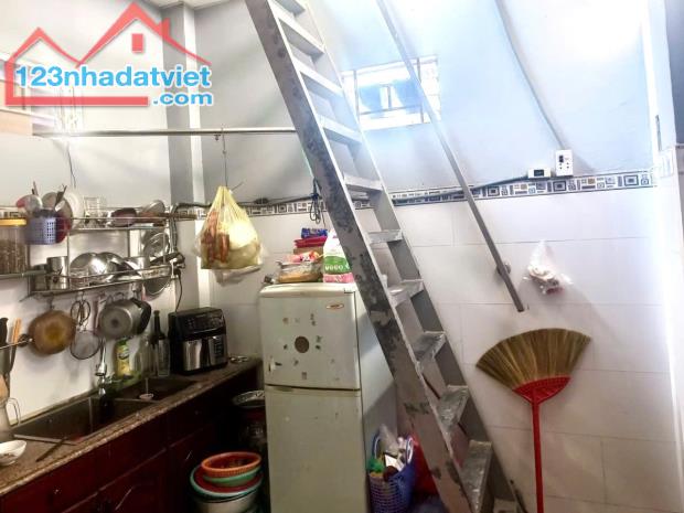 Nhà giảm sâu 210tr, Quận 9, Diện Tích 58m2, 2 tầng, 2 phòng ngủ chỉ 2.99ty.