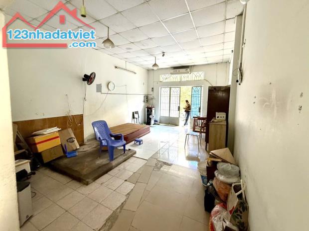 Nhà giảm sâu 210tr, Quận 9, Diện Tích 58m2, 2 tầng, 2 phòng ngủ chỉ 2.99ty. - 1