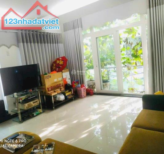 Giảm giá bán nhanh! Nhà(4x10m)P.4 Phú Nhuận-4tầng, HXH-gần phố ẩm thực Phan Xích Long. Gía - 2