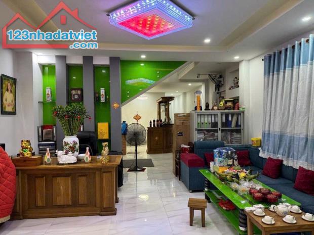 🏡🏡 HÀNG VIP BIỆT THỰ SANG XỊN MỊN - 2 MẶT TIỀN - ĐƯỜNG TRƯỚC 8 M SAU 4 M - 2