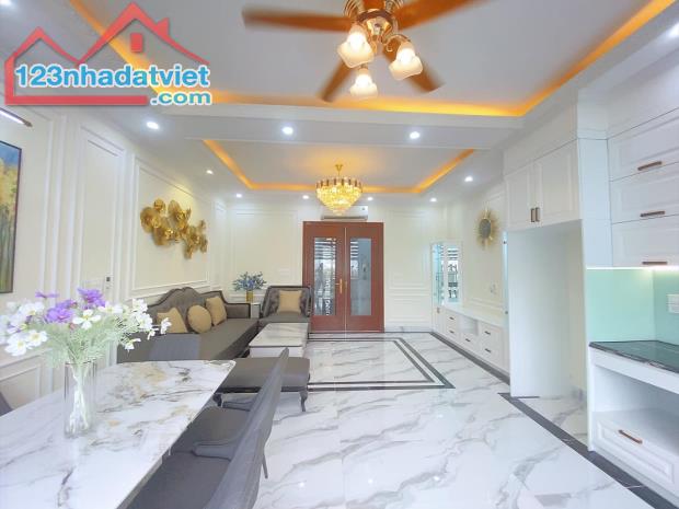 Bán nhà tại đấu giá Mậu Lương Hà Đông 12 tỷ.