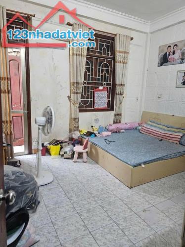 Hiếm. Bán nhà Khương Đình, Thanh Xuân. 66m2 x 4 Tầng. MT 4.5m. LÔ GÓC. GẦN PHỐ. Hơn 10 Tỷ. - 4