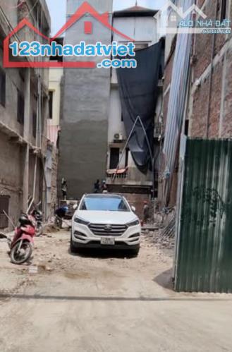 Bán 148m2 đất phố Duy Tân, Dịch Vọng Hậu Cầu Giấy, khu văn phòng khách sạn ô tô vào, 51 tỷ