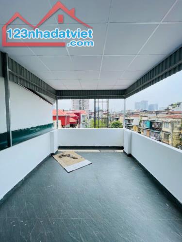TOÀ CĂN HỘ DỊCH VỤ BA ĐÌNH - 44M- 6 TẦNG THANG MÁY- 10 PHÒNG- DÒNG TIỀN 60tr / 1 THÁNG - G - 3