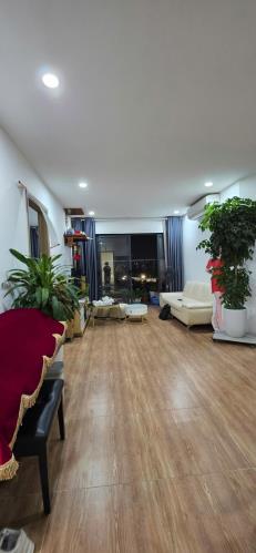 CHUNG CƯ CAO CẤP_SAMSORA_VẠN PHÚC_TẶNG FULL NỘI THẤT 3N_2WC.