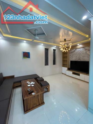 Cho thuê nhà riêng 3 tầng , full đồ Kiều Hạ Quốc Tuấn , An Dương . Chuyên gia , gia đình ở - 1