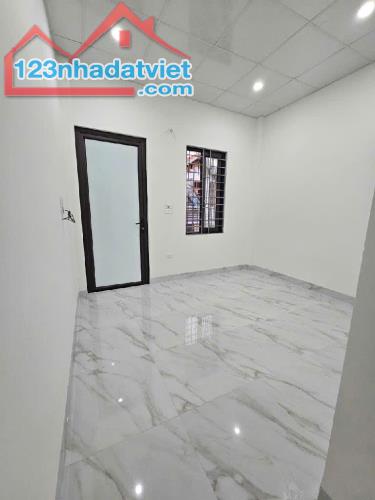NỞ HẬU - MẶT PHỐ KINH DOANH- Ô TÔ TRÁNH CC cần bán nhà 3 tầng tại La khê Hà Đông  Diện tíc - 1