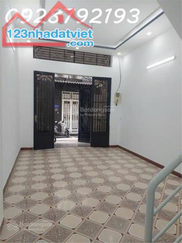 🏠 Bán Nhà HXH Nguyễn Sáng, Tây Thạnh, TP 52m², 3 T 4PN, SHR Giá 5.9 Tỷ - 4